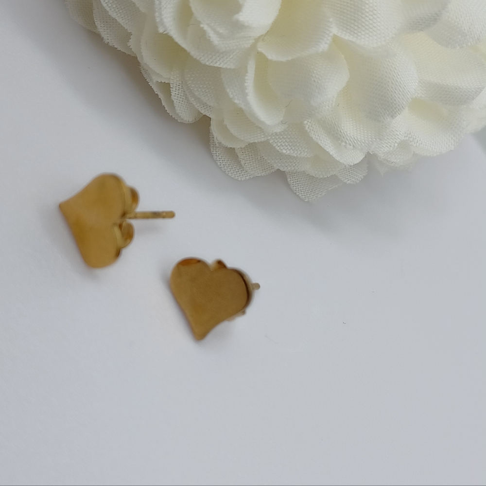 Earring - Picture 2 of 2